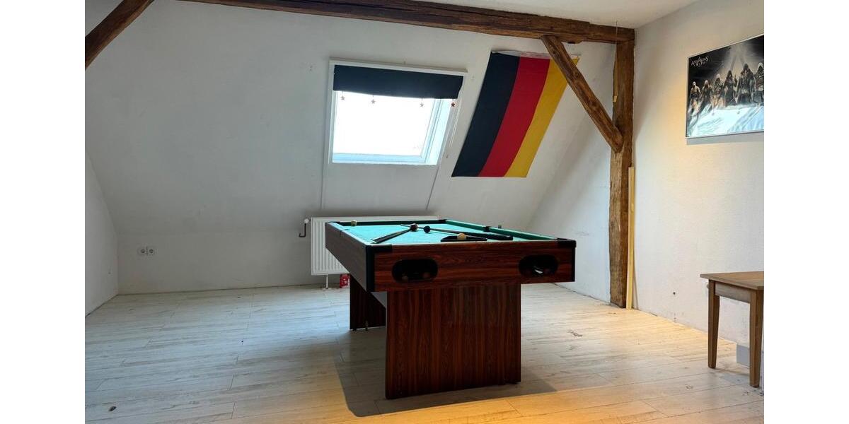 Mehrfamilienhaus, Wohnhaus Ilsede - 8 Zimmer, 274 m&sup2;, 1.800&euro; | Angebot:25491479