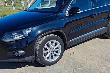 VW Tiguan 147.700 km 12.499 &euro; Harsum 31177