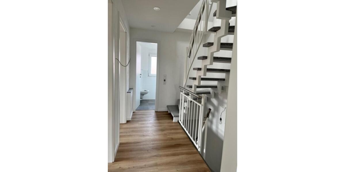 Doppelhaushälfte Hohenhameln - 5 Zimmer, 140 m&sup2;, 1.340&euro; | Angebot:25176697