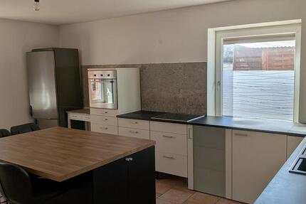 Wohnung Bad Salzdetfurth - 2 Zimmer, 108 m&sup2;, 680&euro; | Angebot:26680527