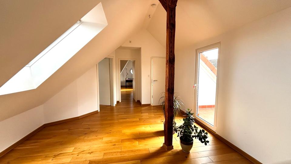 Maisonettenwohnung Hildesheim Oststadt/Stadtfeld - 5 Zimmer, 173 m&sup2;, 1.400&euro; | Angebot:26429420