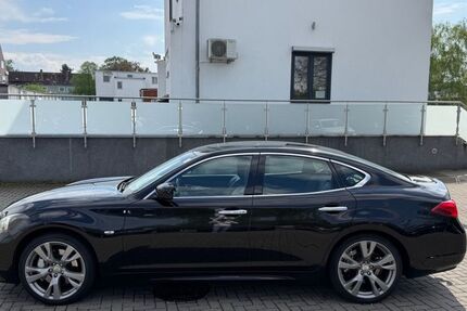 INFINITI M30 269.100 km 7.900 &euro; Salzgitter-Lebenstedt 38226