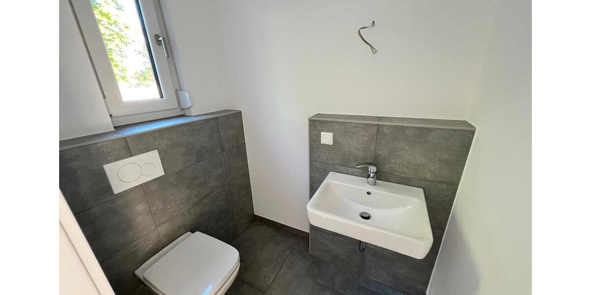 Reihenhaus Springe - 6 Zimmer, 145 m&sup2;, 1.650&euro; | Angebot:26582083