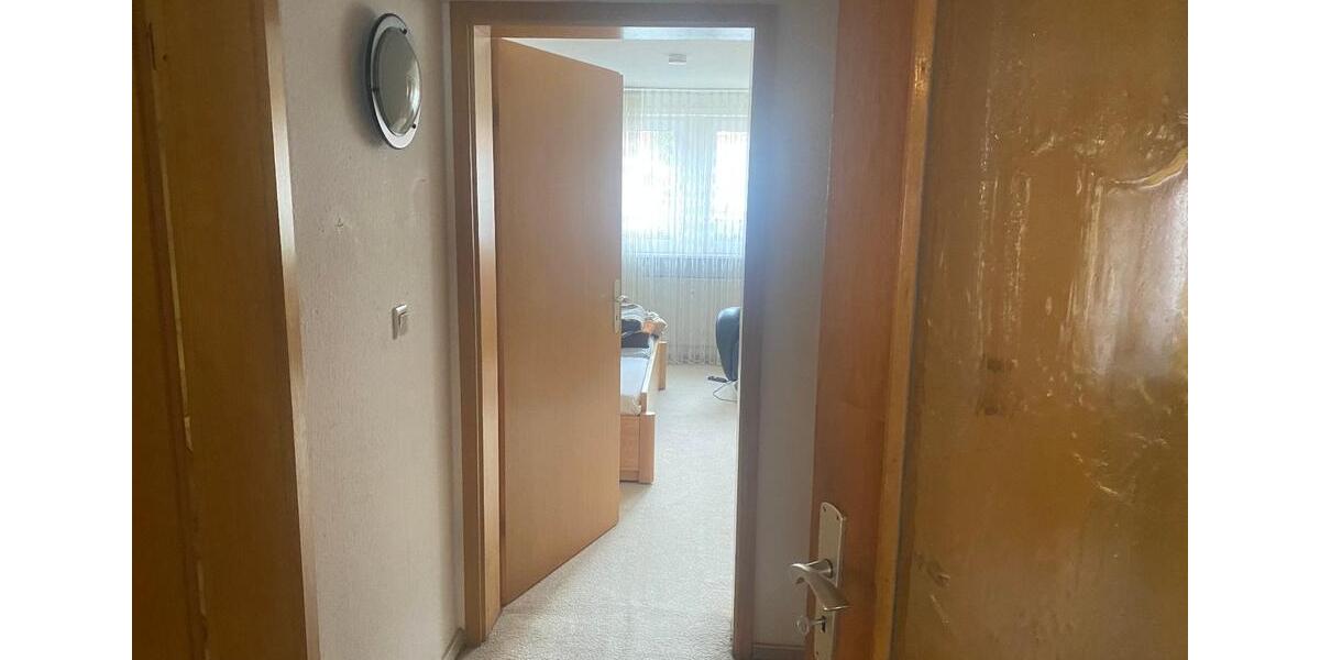 Etagenwohnung Hildesheim - 9 Zimmer, 228 m&sup2;, 1.650&euro; | Angebot:25022857