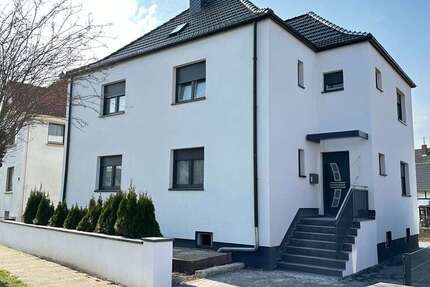 Haus Gronau (Leine) - 7 Zimmer, 165 m&sup2;, 330.000&euro; | Angebot:26034395