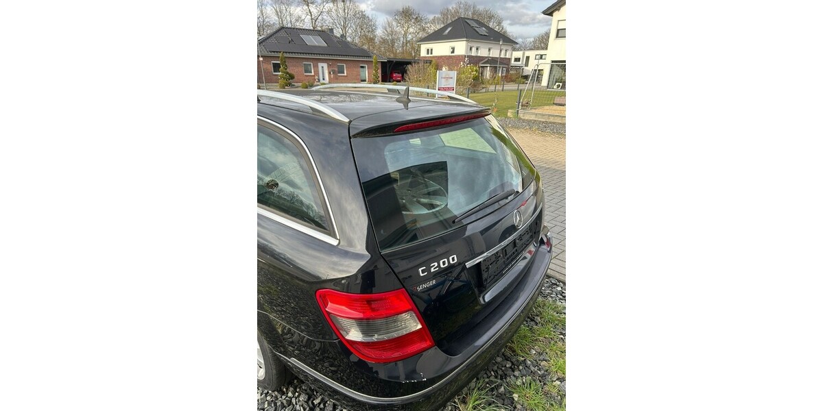 Mercedes-Benz 200er-Serie 371.000 km 2.400 &euro; Peine 31224