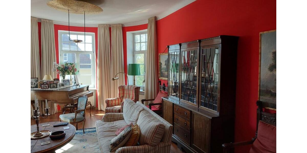 Etagenwohnung Hildesheim - 3.5 Zimmer, 225 m&sup2;, 2.150&euro; | Angebot:25917977