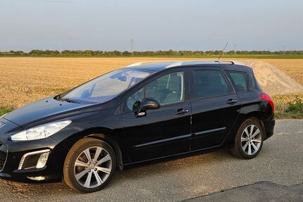 Peugeot 308 127.046 km 7.400 &euro; Hannover 30173