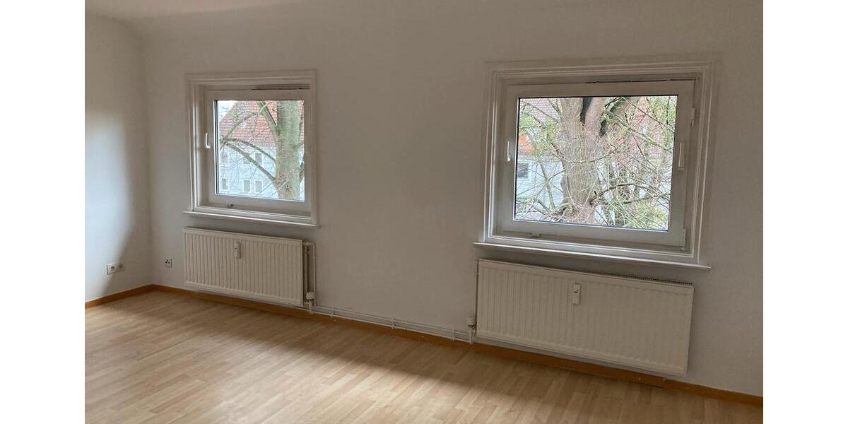 Dachgeschoßwohnung Salzgitter - 3 Zimmer, 60 m&sup2;, 350&euro; | Angebot:25886883