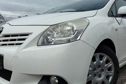 Toyota Verso 224.000 km 4.490 &euro; Hildesheim 31137
