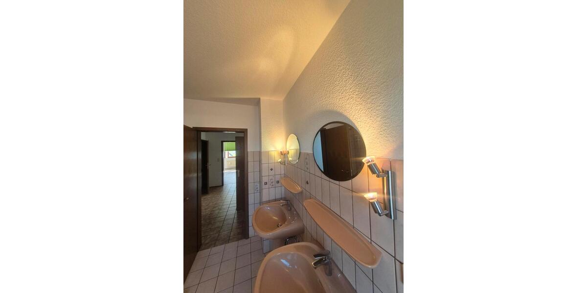 Dachgeschoßwohnung Coppenbrügge - 3 Zimmer, 80 m&sup2;, 600&euro; | Angebot:25640699