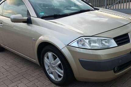 Renault Megane 170.000 km 2.390 &euro; Hannover 30179