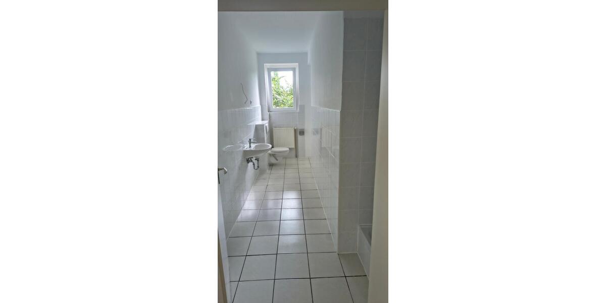 Etagenwohnung Hildesheim Himmelsthür - 6.5 Zimmer, 224 m&sup2;, 248.000&euro; | Angebot:27226411