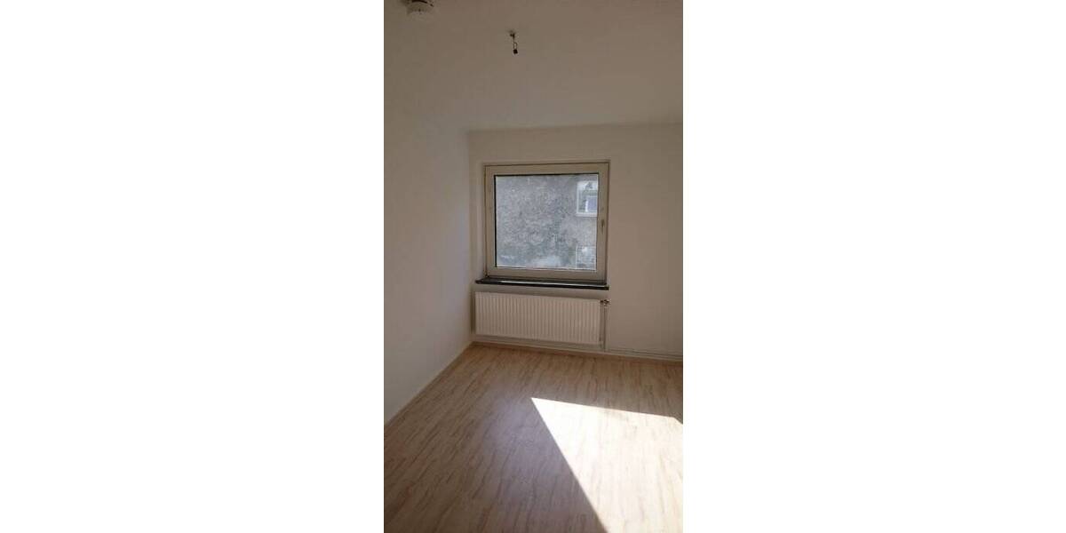 Etagenwohnung Hildesheim Neustadt - 3 Zimmer, 77 m&sup2;, 715&euro; | Angebot:25740704