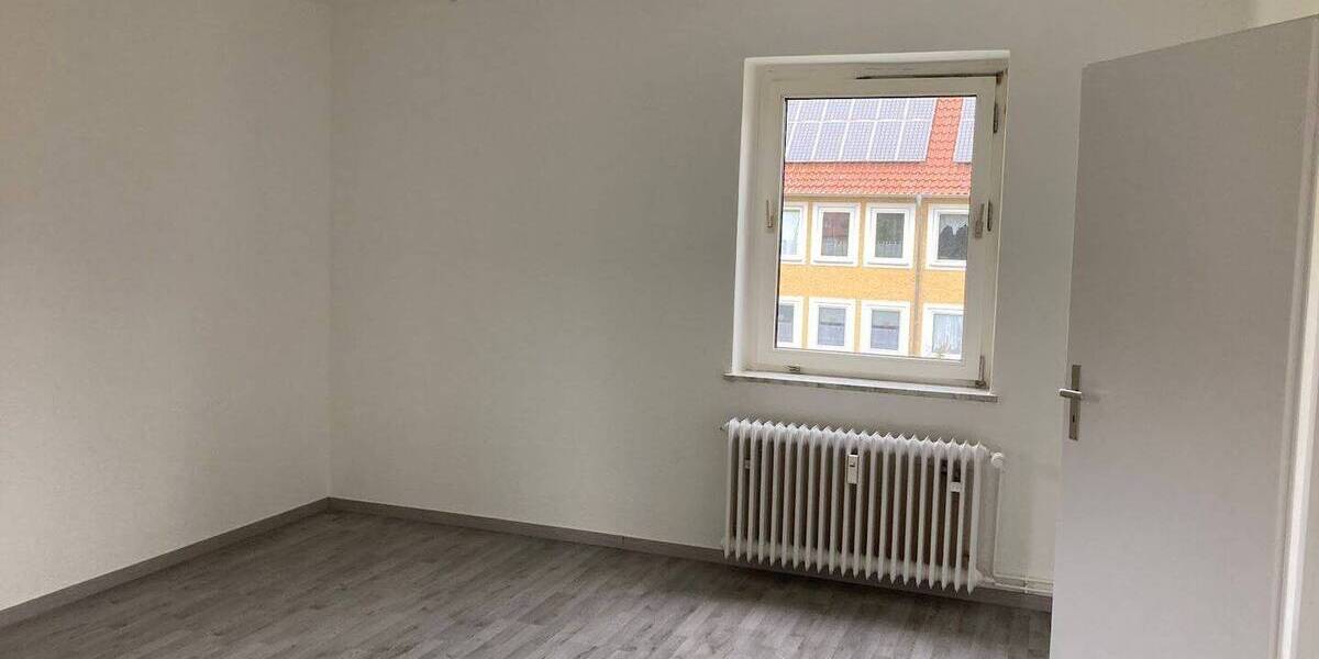 Etagenwohnung Salzgitter Lebenstedt - 3 Zimmer, 57 m&sup2;, 340&euro; | Angebot:26502117
