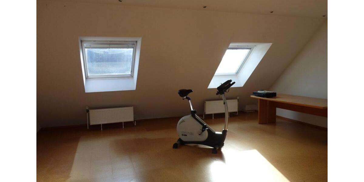 Reihenhaus Hannover Buchholz-Kleefeld - 7 Zimmer, 180 m&sup2;, 520.000&euro; | Angebot:25086228