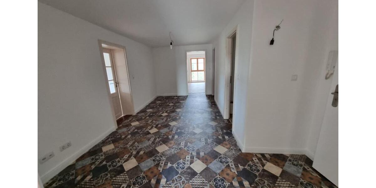 Etagenwohnung Salzhemmendorf - 4 Zimmer, 120 m&sup2;, 900&euro; | Angebot:25756587