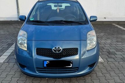Toyota Yaris 206.000 km 1.750 &euro; Sarstedt 31157