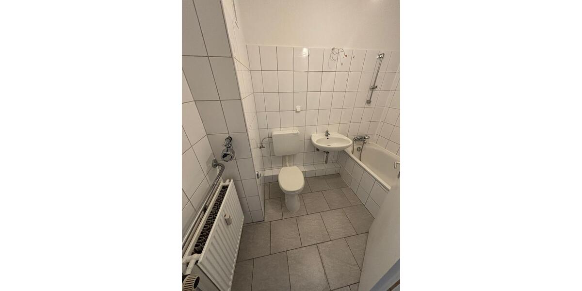 Etagenwohnung Laatzen - 3 Zimmer, 77 m&sup2;, 616&euro; | Angebot:25079795