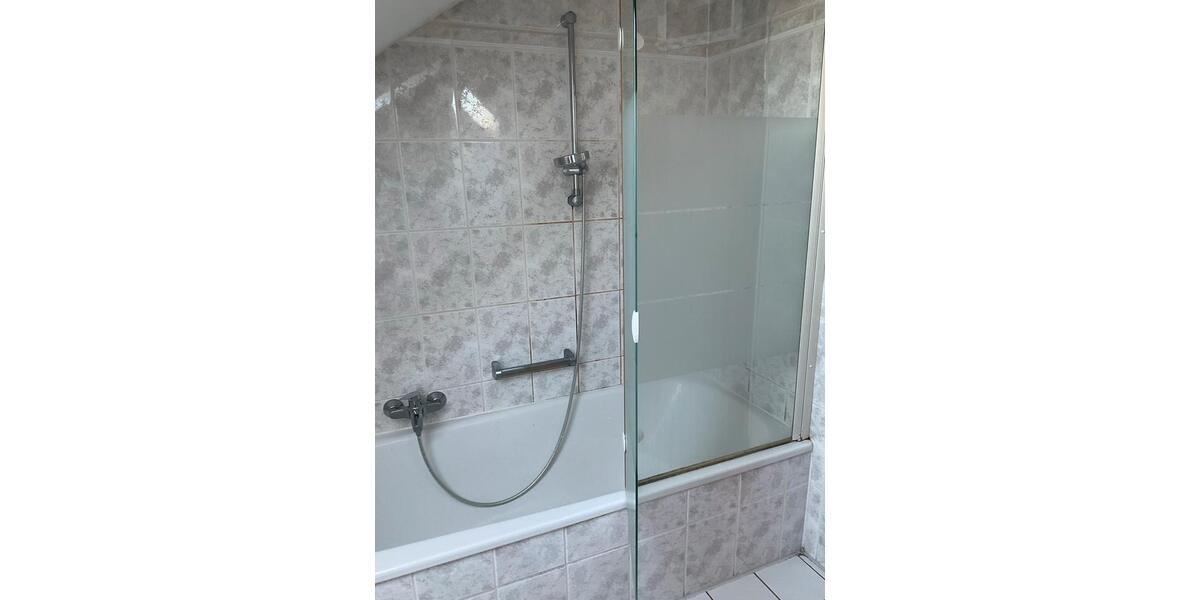 Dachgeschoßwohnung Hildesheim Himmelsthür - 3 Zimmer, 90 m&sup2;, 990&euro; | Angebot:26549359