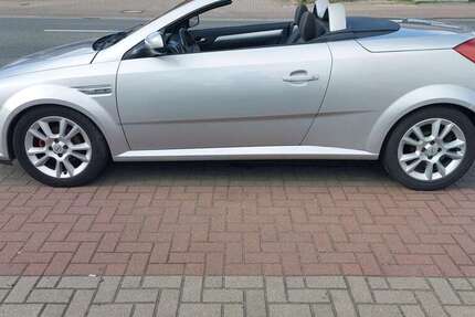 Opel Tigra 163.411 km 3.800 &euro; Giesen 31180