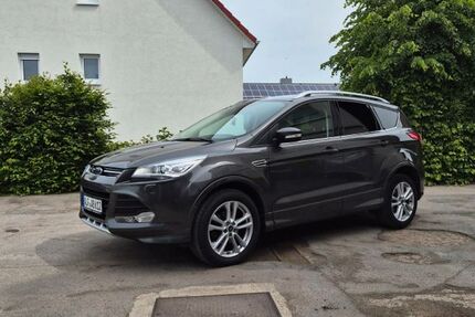 Ford Kuga 160.000 km 7.999 &euro; Nordstemme 31171