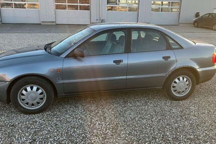 Audi A4 232.396 km 3.500 &euro; Hildesheim 31137