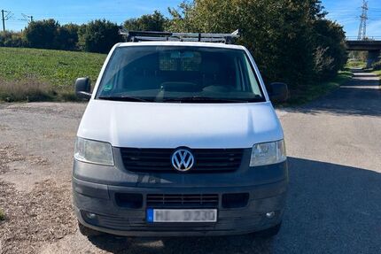 VW T5 Transporter 248.000 km 7.500 &euro; Lamspringe 31195