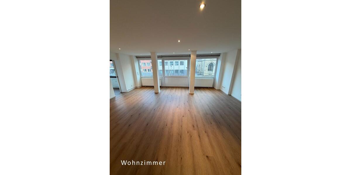 Etagenwohnung Hildesheim - 3 Zimmer, 107 m&sup2;, 980&euro; | Angebot:25179414