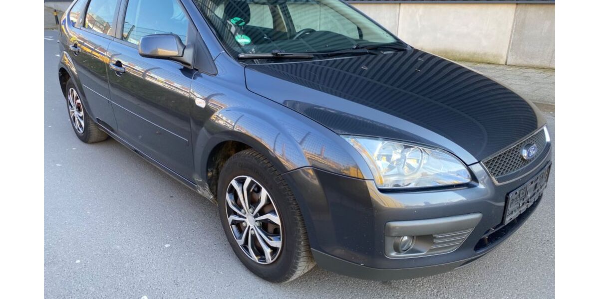 Ford Focus 165.000 km 1.890 &euro; Laatzen 30880