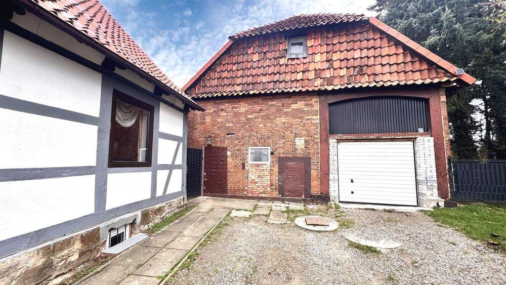 Einfamilienhaus Salzhemmendorf Benstorf - 6 Zimmer, 220 m&sup2;, 99.000&euro; | Angebot:25815632