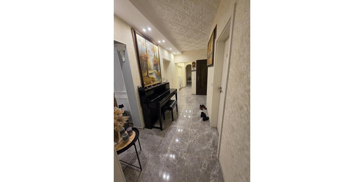 Erdgeschoßwohnung Hannover Linden-Limmer - 3 Zimmer, 130 m&sup2;, 1.500&euro; | Angebot:25925800