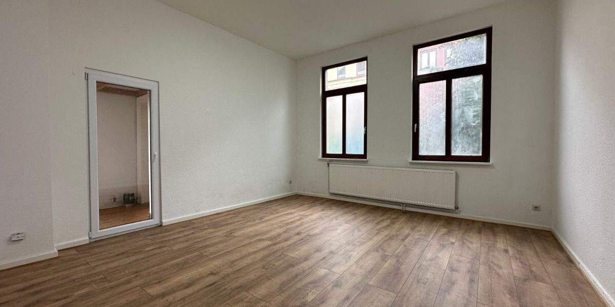 Etagenwohnung Hildesheim Ost - 2 Zimmer, 65 m&sup2;, 595&euro; | Angebot:25681986