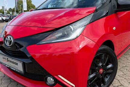 Toyota Aygo (X) 90.150 km 8.990 &euro; Hildesheim 31137