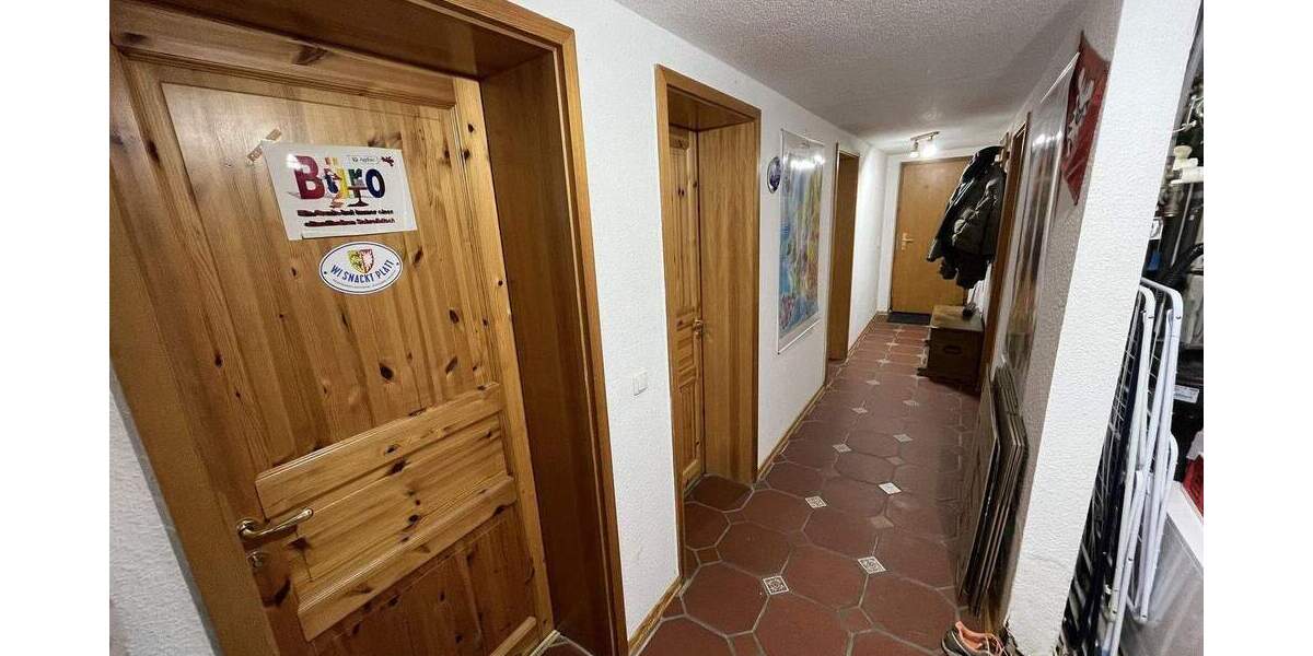 Einfamilienhaus Sehnde Wehmingen - 9 Zimmer, 268 m&sup2;, 625.000&euro; | Angebot:25747708