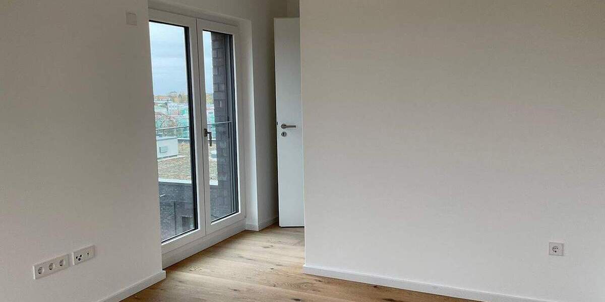 Etagenwohnung Hannover Döhren - 4 Zimmer, 120 m&sup2;, 1.750&euro; | Angebot:25727987