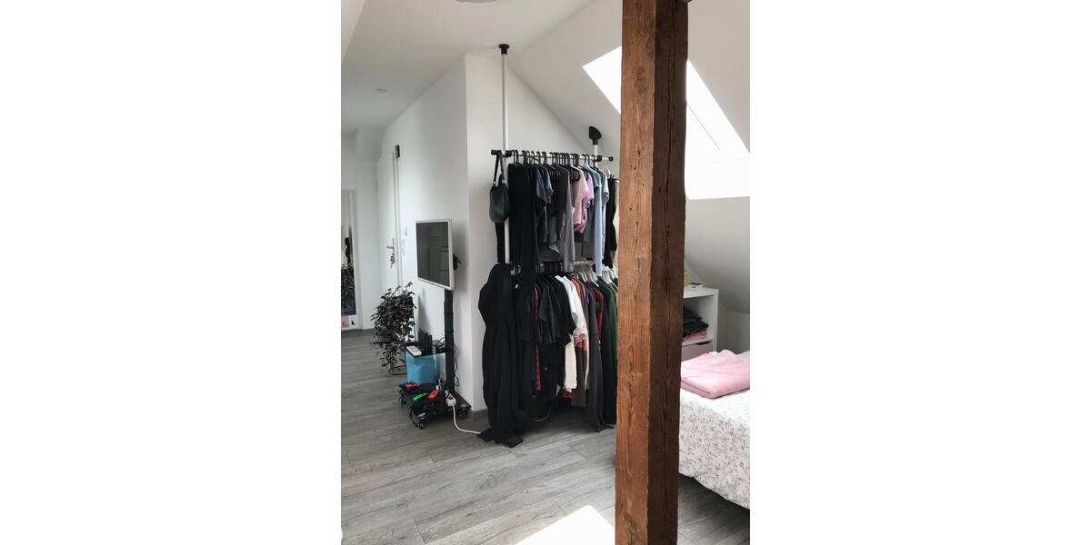 Dachgeschoßwohnung Hildesheim Itzum-Marienburg - 1 Zimmer, 35 m&sup2;, 530&euro; | Angebot:26433460