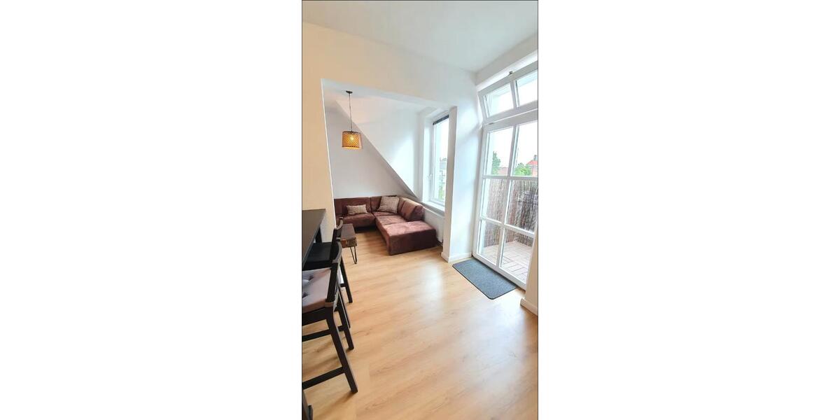 Dachgeschoßwohnung Hannover Döhren-Wülfel - 2.5 Zimmer, 62 m&sup2;, 1.000&euro; | Angebot:26576078