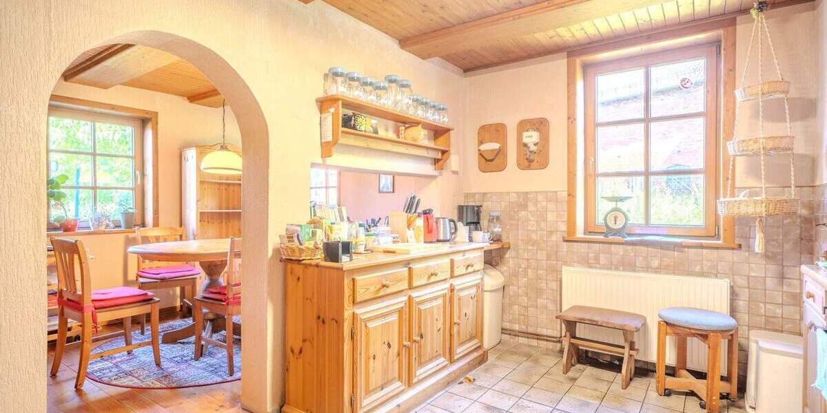 Mehrfamilienhaus, Wohnhaus Giesen Emmerke - 8 Zimmer, 175 m&sup2;, 325.000&euro; | Angebot:25671920
