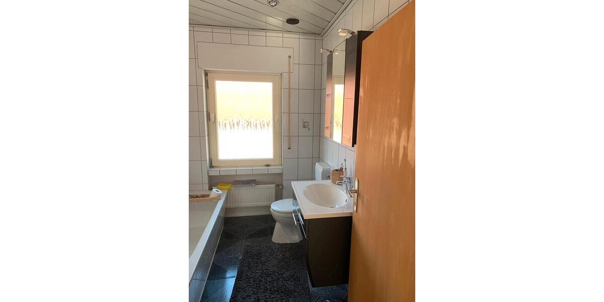 Etagenwohnung Lehrte - 4.5 Zimmer, 100 m&sup2;, 720&euro; | Angebot:26651227