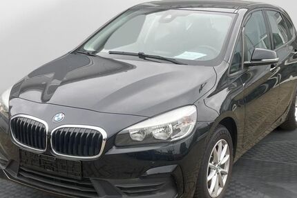 BMW 216 146.000 km 11.999 &euro; Salzgitter 38229