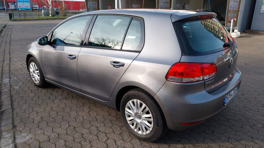 VW Golf 148.000 km 5.499 &euro; Laatzen 30880