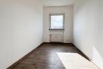 Etagenwohnung Lehrte - 4 Zimmer, 76 m&sup2;, 650&euro; | Angebot:25917975