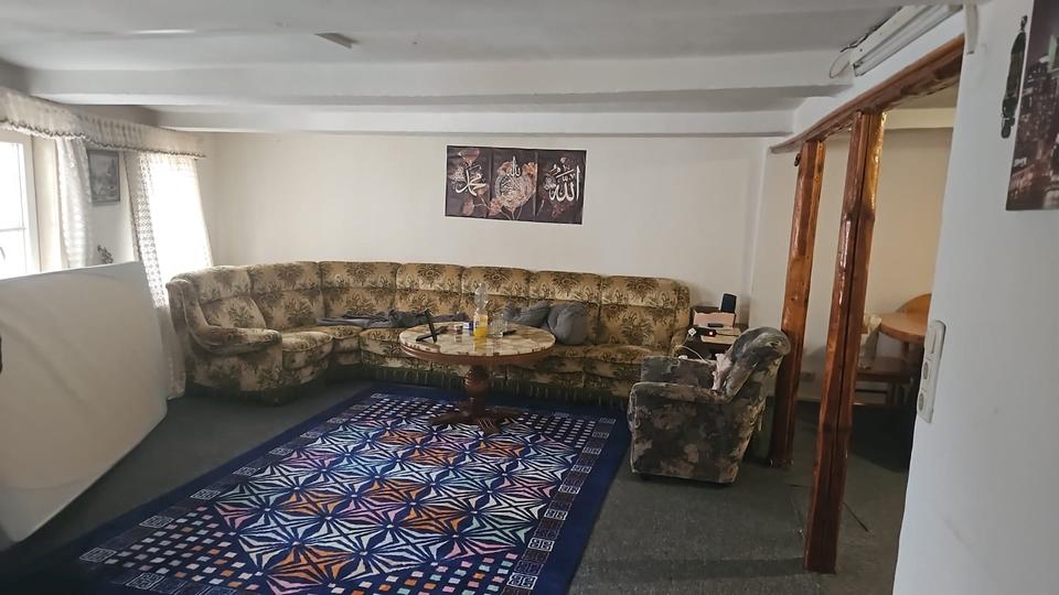 Etagenwohnung Alfeld (Leine) - 3 Zimmer, 100 m&sup2;, 1.000&euro; | Angebot:25590490