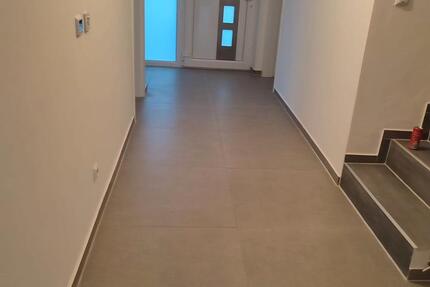Haus Hannover - 6 Zimmer, 154 m&sup2;, 1.500&euro; | Angebot:26035556