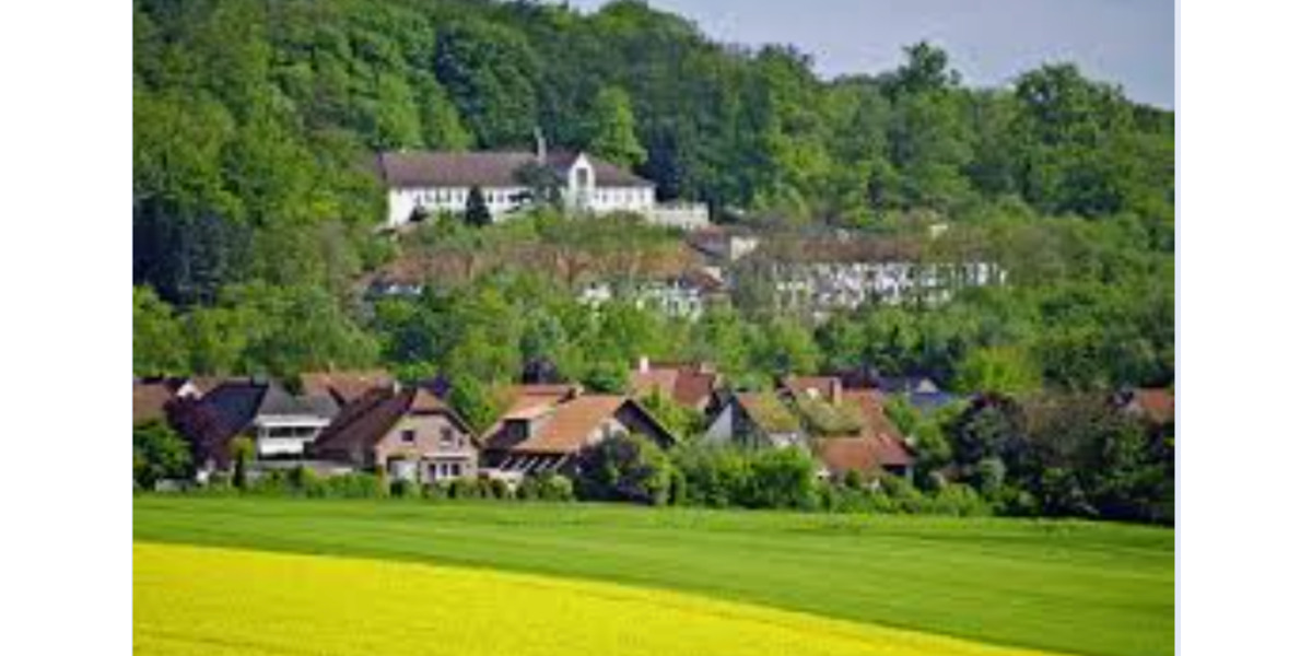 Mehrfamilienhaus, Wohnhaus Diekholzen - 8 Zimmer, 225 m&sup2;, 279.000&euro; | Angebot:25636612