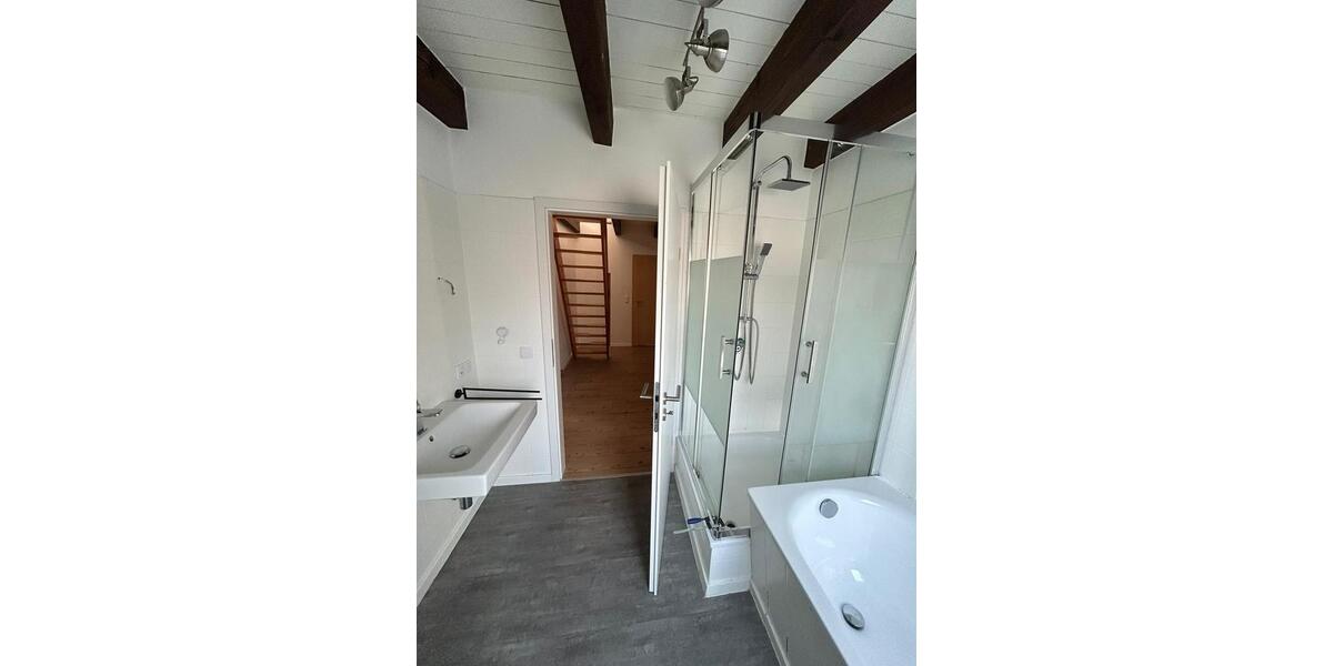 Maisonettenwohnung Algermissen - 6 Zimmer, 160 m&sup2;, 1.200&euro; | Angebot:24841248