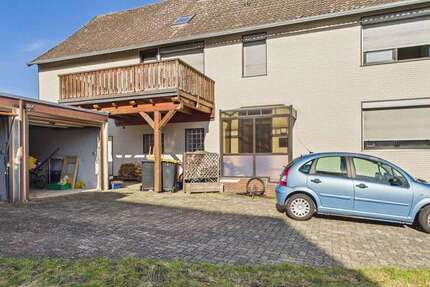 Haus Lamspringe - 5 Zimmer, 179 m&sup2;, 95.000&euro; | Angebot:26110079