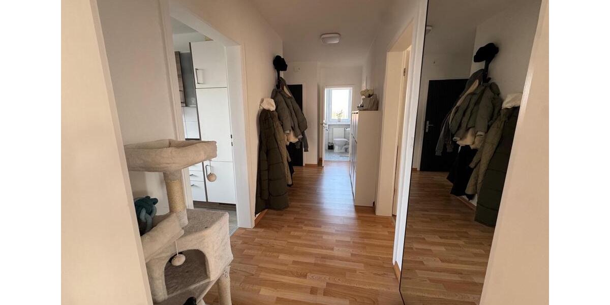 Etagenwohnung Hildesheim - 3 Zimmer, 97 m&sup2;, 935&euro; | Angebot:26020544