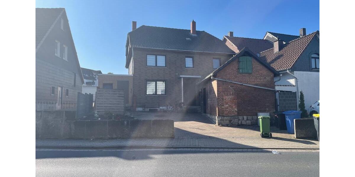 Einfamilienhaus Giesen - 5 Zimmer, 145 m&sup2;, 163.000&euro; | Angebot:26738566